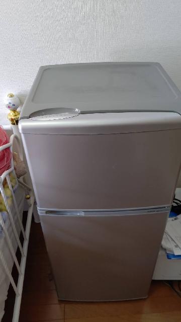 アクア　冷蔵庫