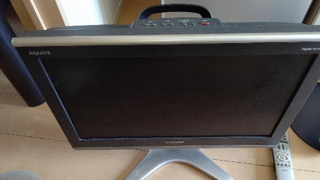 アクオス　液晶テレビ