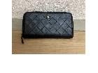 CHANEL シャネル マトラッセ ガンメタ金具 ラウンドファスナー 長財布の詳細ページを開く