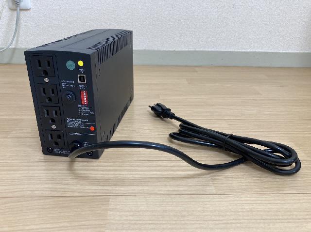 オムロン UPS 無停電電源装置正弦波出力 500VA/300W BY50S 1台 オムロン UPS 無停電電源装置正弦波出力 500VA&frasl;300W BY50S 1台