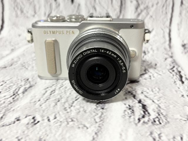 オリンパス　ミラーレスカメラ