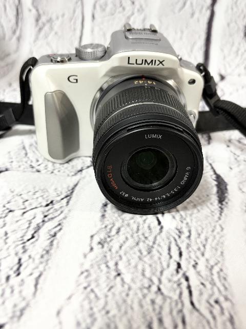 パナソニック　ミラーレスカメラ