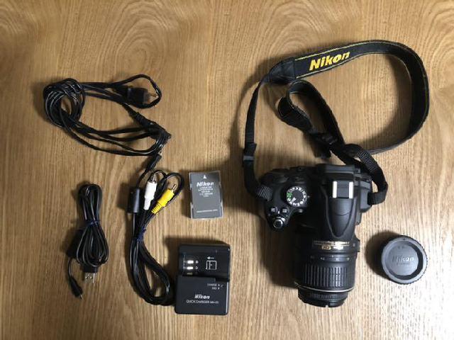 Nikon D5000
