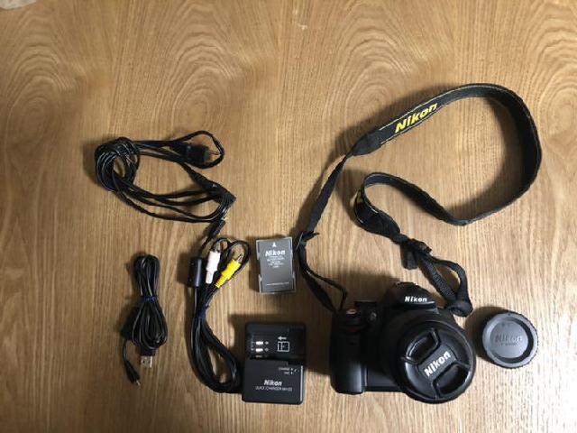 Nikon D5000