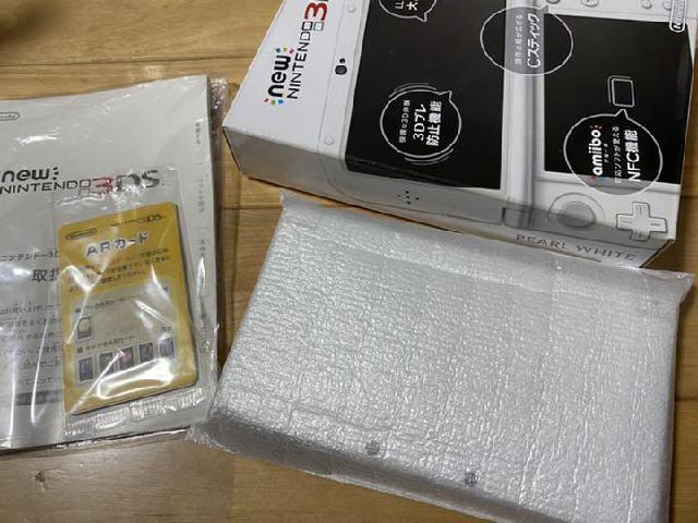 New ニンテンドー 3DS LL パールホワイト 本体（Newニンテンドー