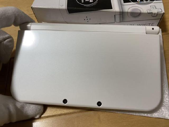 Newニンテンドー3DS LL パールホワイト （ ニンテンドー3DS本体）の