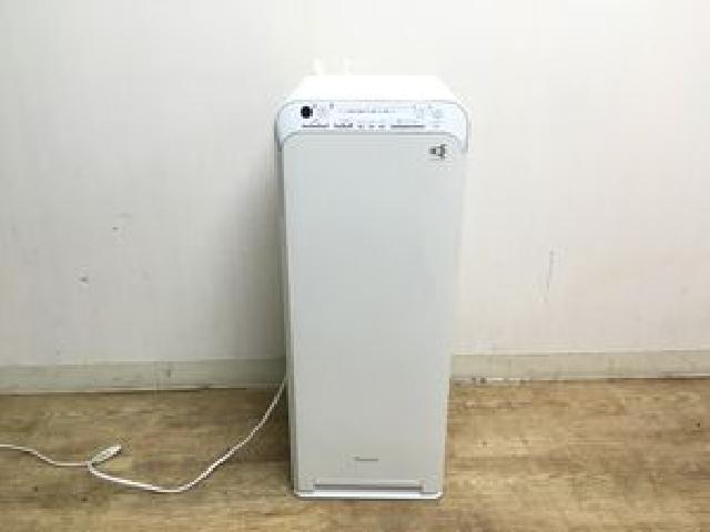 DAIKIN 加湿ストリーマ空気清浄機 ACK55T-W ホワイト 空清25畳 加湿プレハブ14畳 （ その他家電）の買取価格  （ID:635041）｜おいくら