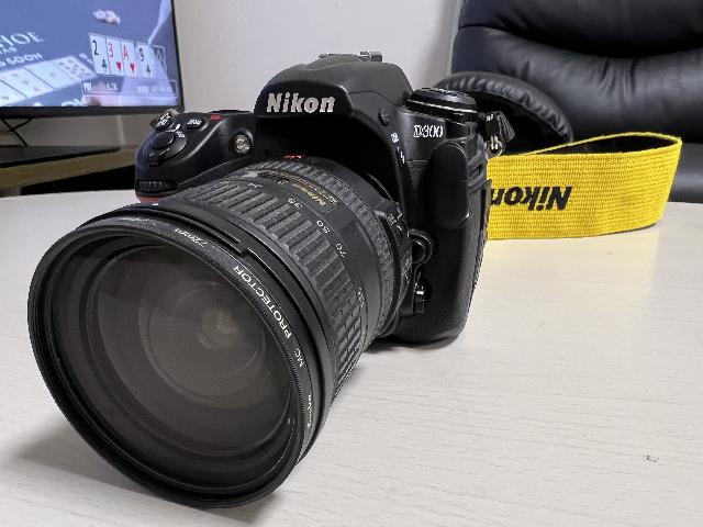 Nikon D300 一眼レフカメラ