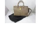 YVES SAINT LAURENT カバスシック 297957 001998 2WAYの詳細ページを開く