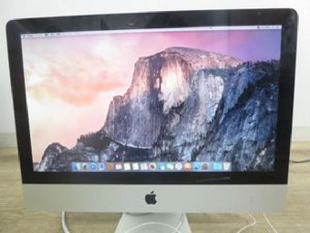 Apple iMac MB950J/A 21.5-inch  Core 2Duo 4GB 500GB