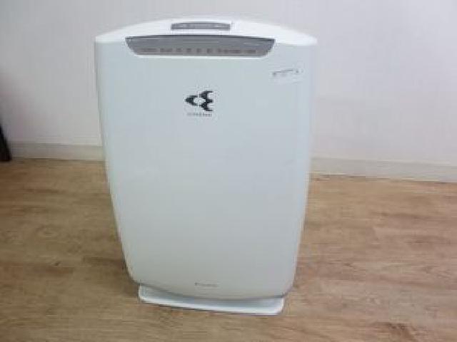 DAIKIN 加湿ストリーマ空気清浄機 TCK55P-W 2013年製 25畳 うるおい光