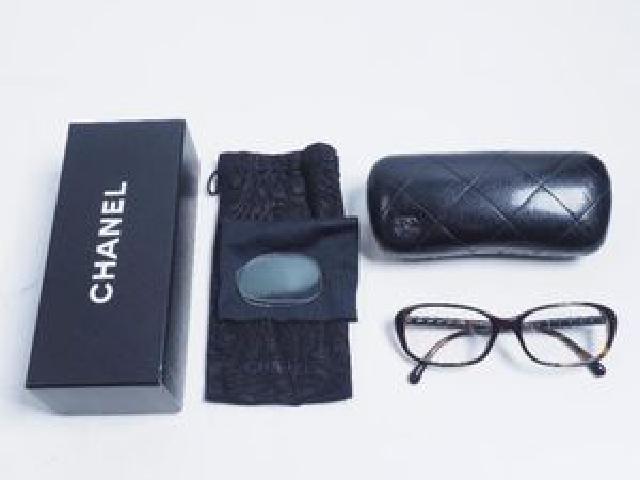 CHANEL シャネル 眼鏡フレーム べっこう柄 ロゴ入り眼鏡ケース 眼鏡拭き