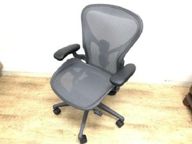 Herman Miller  Aeron Chair アーロンチェア リマスタード ポス