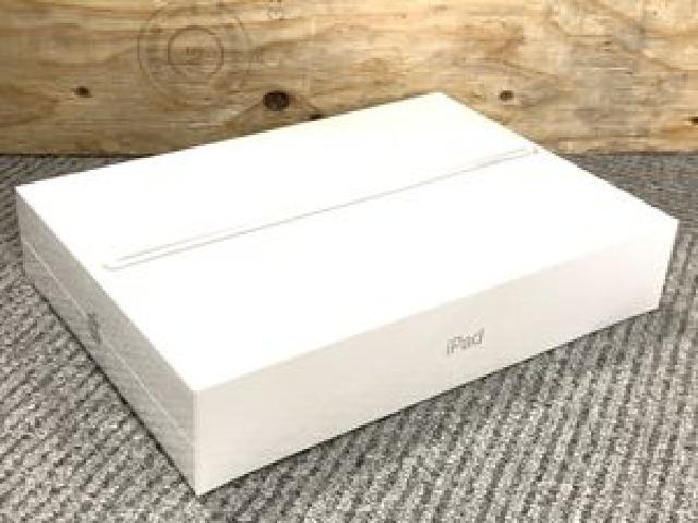 Apple iPad 8 32GB Wi-Fiモデル MYLA2J/A A2270 10.2インチ