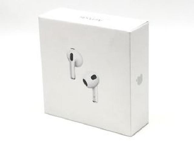 Apple AirPods（第3世代） Apple AirPods (3rd Generation) with Lightning Charging Case