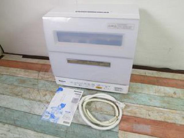 Panasonic パナソニック 電気食器洗い乾燥機 NP-TR8-W 2015 年製 ホワイト