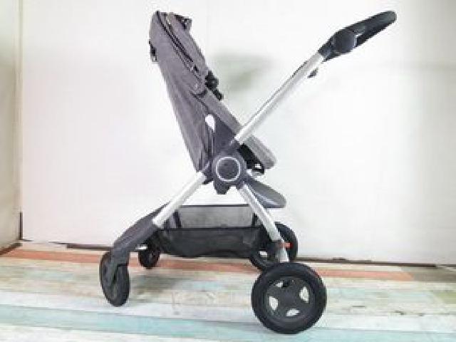 STOKKE ストッケ スクート2 ベビーカー ベーシックキット + キャノピー ブラ （ ベビーカー）の買取価格 （ID:670395）｜おいくら