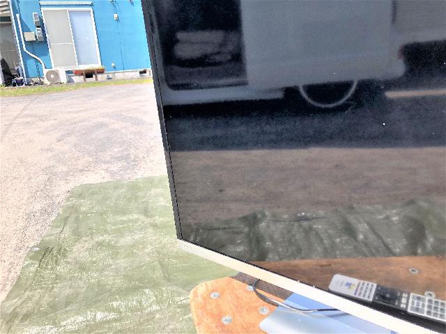 液晶テレビ