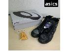新品未使用タグ付き asics アシックス スニーカー バスケット ブラックの詳細ページを開く