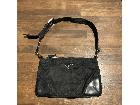 Prada プラダ ナイロン バッグ 黒 三角ロゴ ブラック 黒の詳細ページを開く