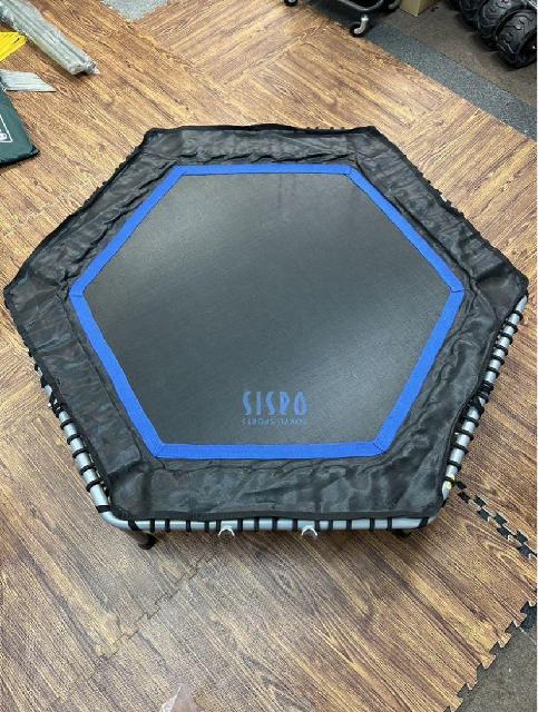 東急スポーツ オアシス トランポリン （ その他スポーツ用具）の買取