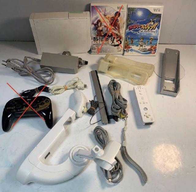 動作品 Wii本体一式 ソフト2点セット 備品多数