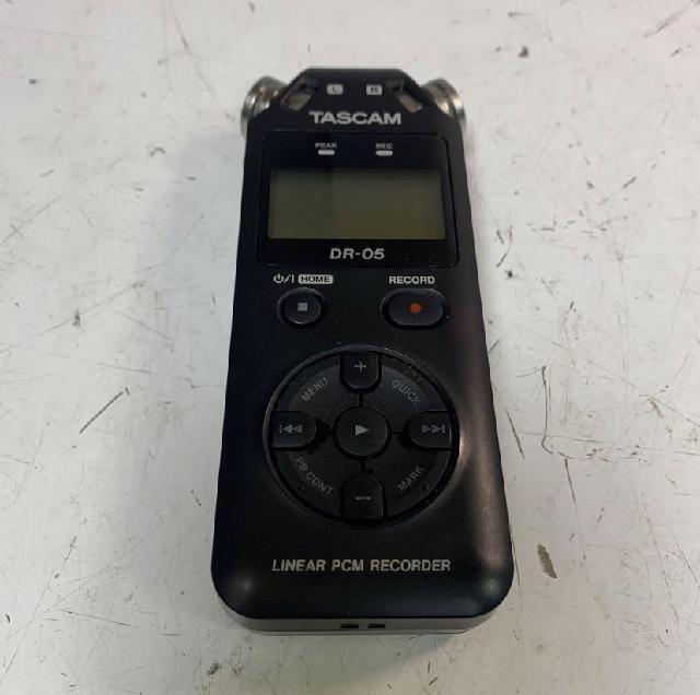 ジャンク TASCAM DR-05 リニアPCMレコーダー