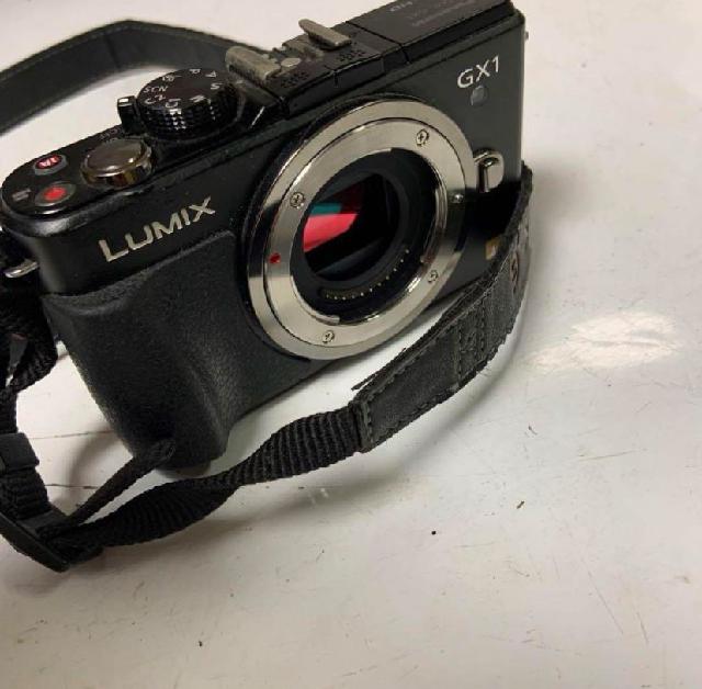 Panasonic DMC-GX1 デジカメ本体