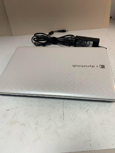 TOSHIBA dynabook T351/35EW ノートパソコン