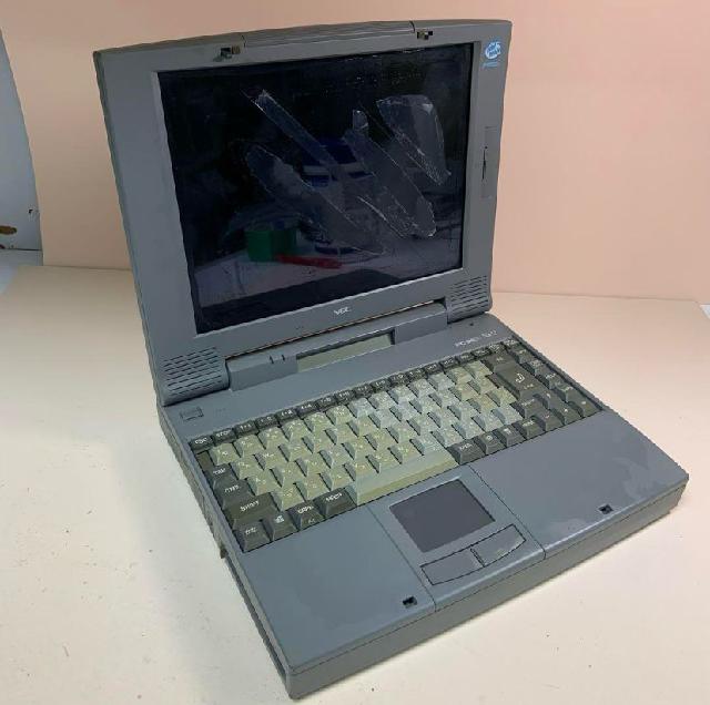 ジャンク NEC PC-9821na12/S8 ノートパソコン本体②