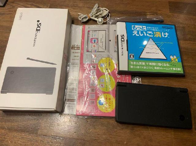 9/21 ニンテンドーDSi 本体 ブラック ソフト付き