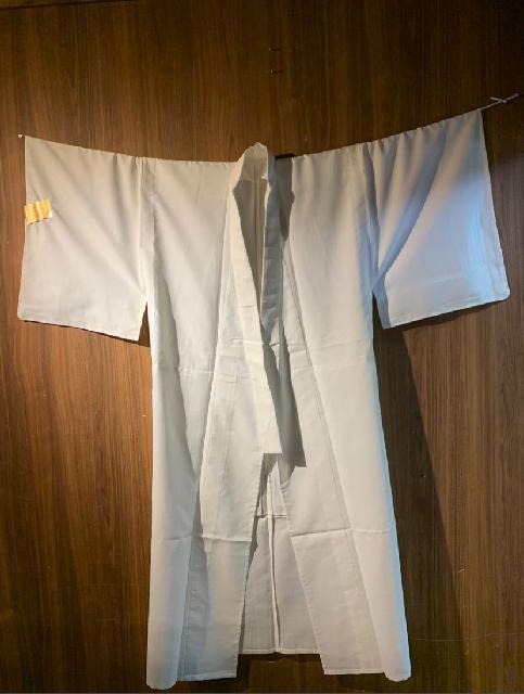 12/2 法衣① 【新品未使用】御法衣 御白衣 ポリエステル 白 仏具 身丈:約140.5cm 裄: