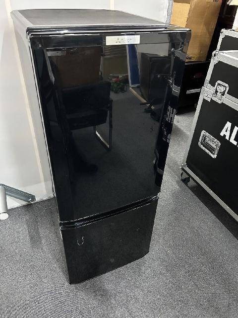 【2017年製】三菱ノンフロン冷凍冷蔵庫 MR-P15A-B 三菱電機 MR-P15A-B [サファイアブラック] 価格比較 - 価格.com