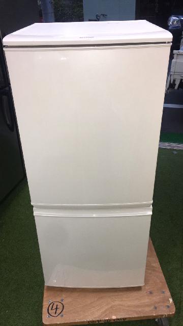 SHARP SJ-D14B-W 137L 2016年製 2ドア冷蔵庫 （ 冷蔵庫・冷凍庫）の