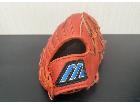 グローブの詳細ページを開く