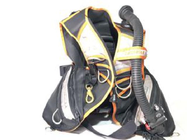 BCジャケット BCD レイソン Reyson X11 スキューバ ダイビング 黒×オレンジ