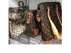 ブランドバッグの詳細ページを開く