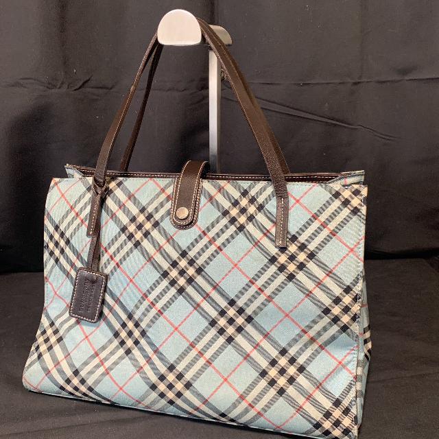 Burberryバッグ