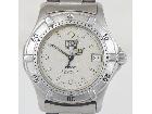タグホイヤー 2000 プロフェッショナル 962.213 デイト メンズ クォーツ 腕時計の詳細ページを開く