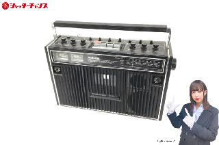 動作品2台セット】SHARP 冷え込ん LDプレーヤーとカセットデッキ付きアンプ