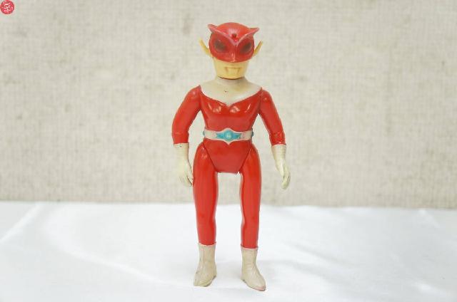 レッドマン　ブルマァク　円谷プロ　当時物　資産にいかがですか？ ブルマァク 円谷プロ レッドマン 高さ:約14cm ソフビ 人形