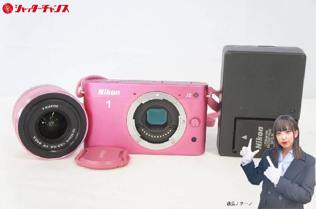 【カメラレンズ】ニコン1　Nikkor VR　10-30mm ピンク Nikon 1 J2 with 10-30mm VR Lens (Pink) CX format hybrid