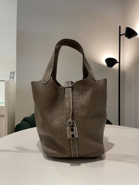 エルメス ピコタンロック18 PM トリヨンクレマンス エトゥープ シルバー金具