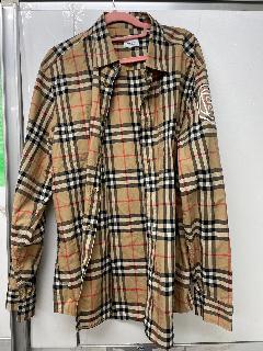 百貨店バーバリー購入新品未使用❣️大判、リバーシブルにいかがでしょう^ - ^ バーバリー買取｜【わかば公式】高価買取なら東証上場グループ・全国
