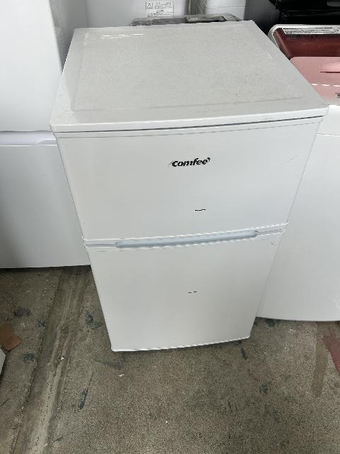 コンフィ　ミニ冷蔵庫　2ドア　2022年製
