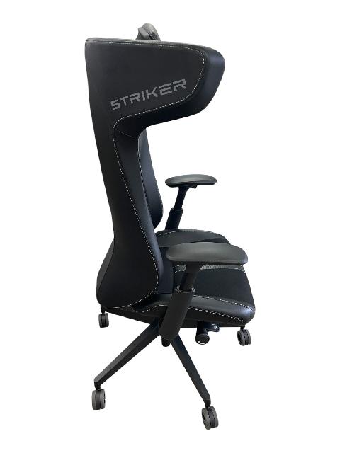 オカムラ STRIKER SEATING EX ゲーミングチェア 緑区マクサス横須賀店