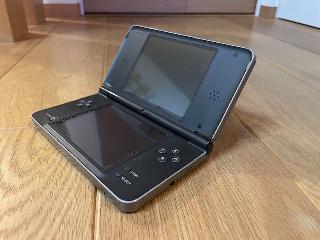 ニンテンドーDS本体の買取価格相場|おいくら リサイクルショップ
