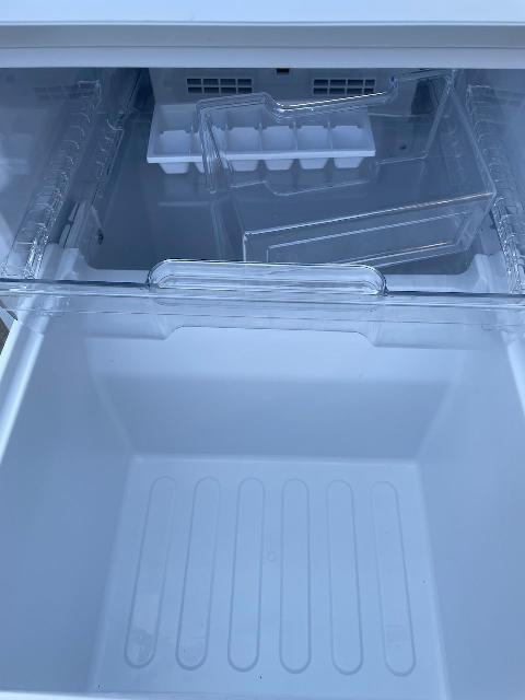 シャープ冷蔵庫 SJ-D15J-W 2023年製 152L （ 冷蔵庫・冷凍庫）の