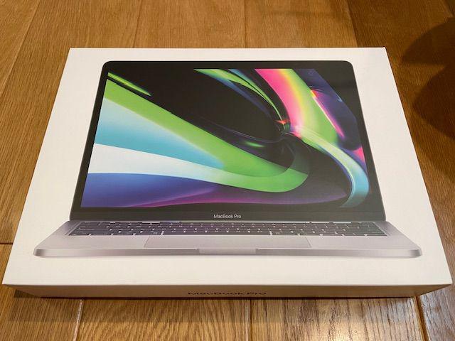 美品】MacBookPro M2 2022 充放電回数40回 （ ノートパソコン）の買取