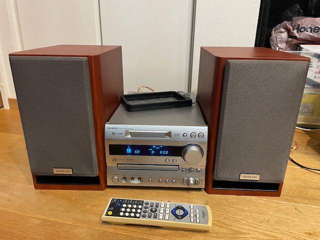 ONKYO オンキヨー CDMDコンポ FR-N7TX （ ステレオ・コンポ）の